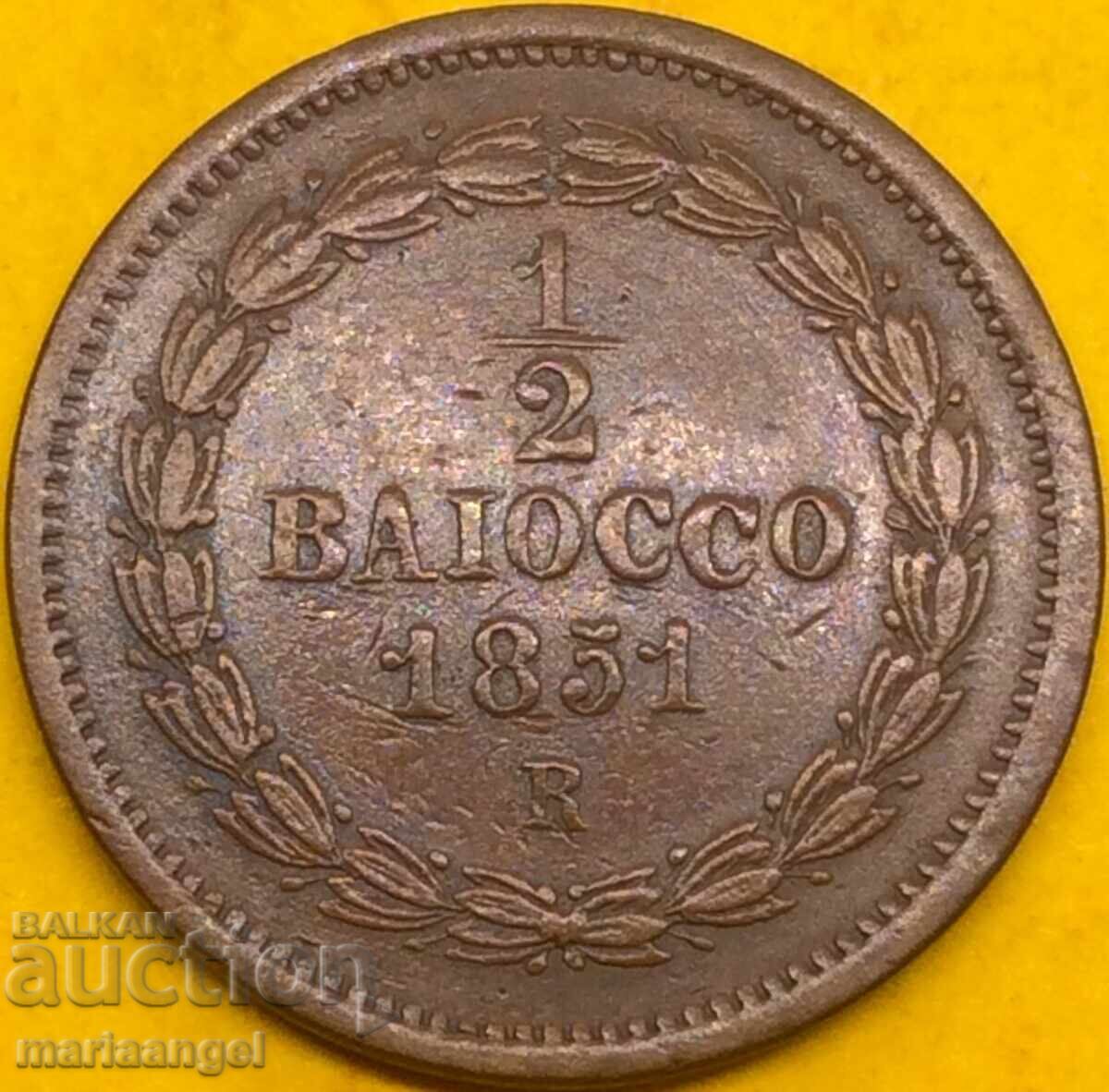 1/2 baiocco 1851 Vatican Pius al IX-lea bronz - 7