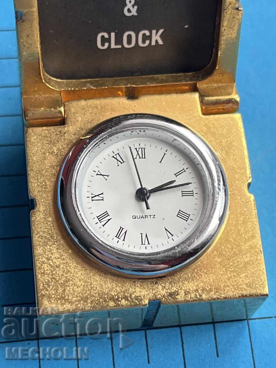 CEAS 11 cu preț 20.00 BGN | € 10.23 CEAS 11 cu preț 20.00 BGN | € 10.23