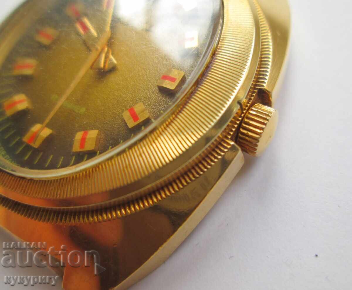 Men's Russian USSR Gold-Plated Wristwatch Chaika Very Good Condition with price 100.00 BGN | € 51.13 Men's Russian USSR Gold-Plated Wristwatch Chaika Very Good Condition with price 100.00 BGN | € 51.13