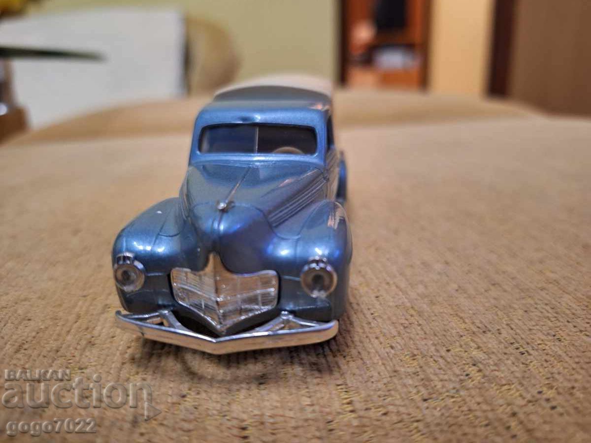 Аукцион DODGE 1950 SOLIDO FRANCE 1/43 Аукцион DODGE 1950 SOLIDO FRANCE 1/43