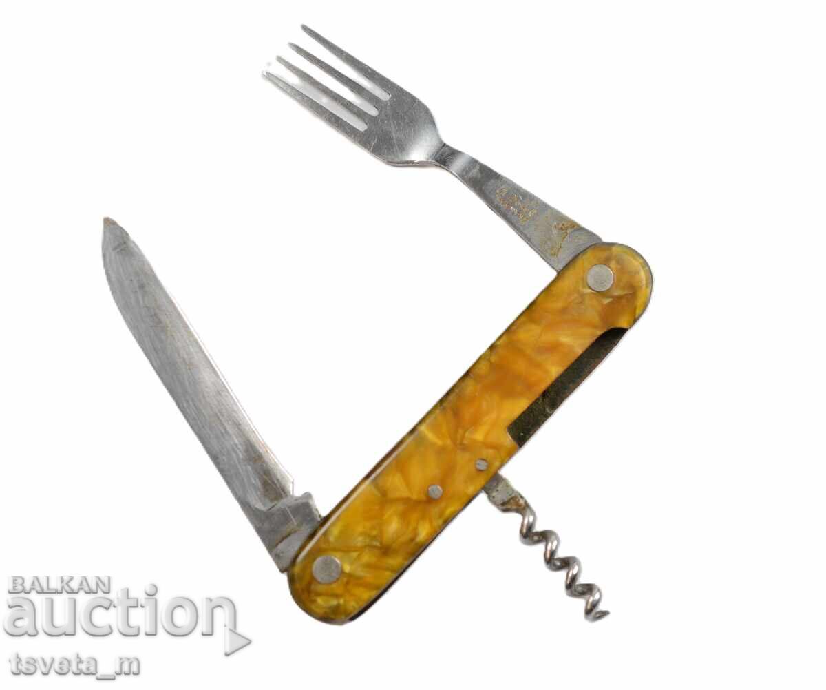 Delivery of 3-tool pocket knife Delivery of 3-tool pocket knife