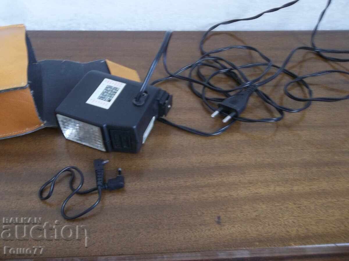 Flash with price 5.00 BGN | € 2.56