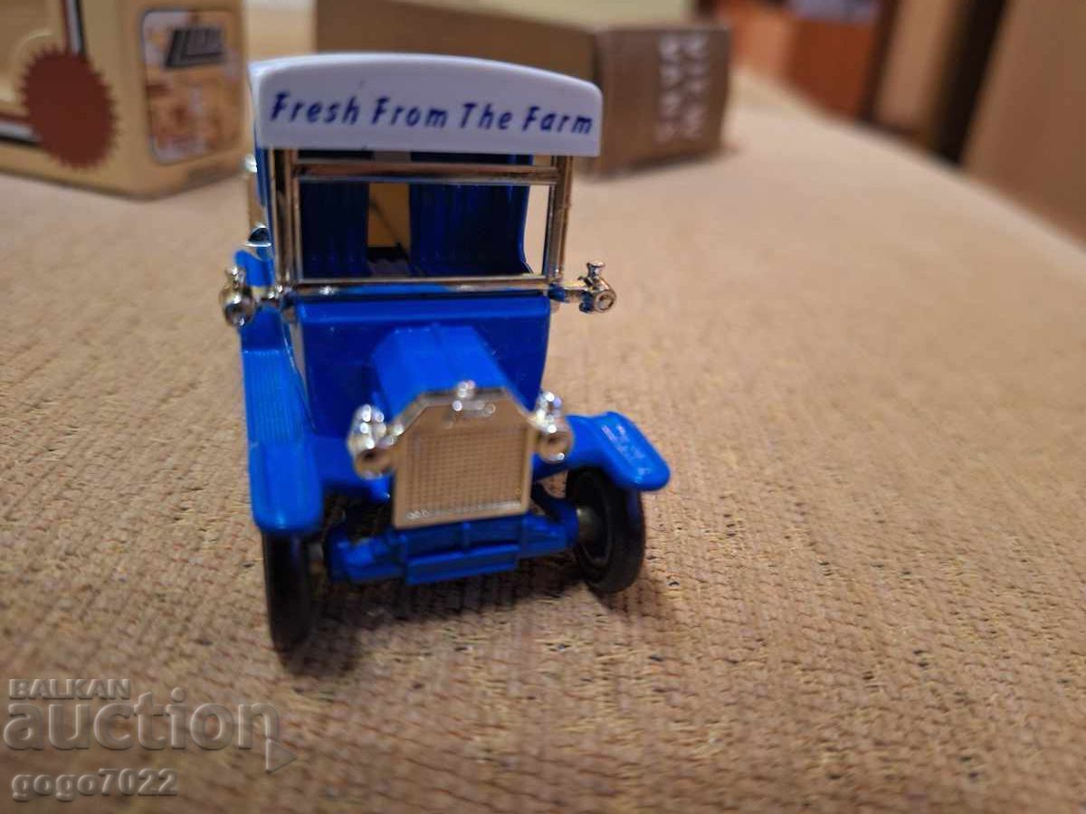 Delivery of LLEDO ENGLAND Model Car Delivery of LLEDO ENGLAND Model Car