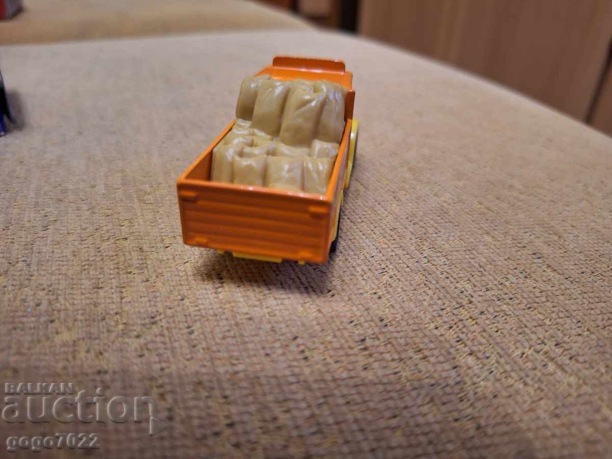 Моделче на LLEDO ENGLAND - 5 Моделче на LLEDO ENGLAND - 5