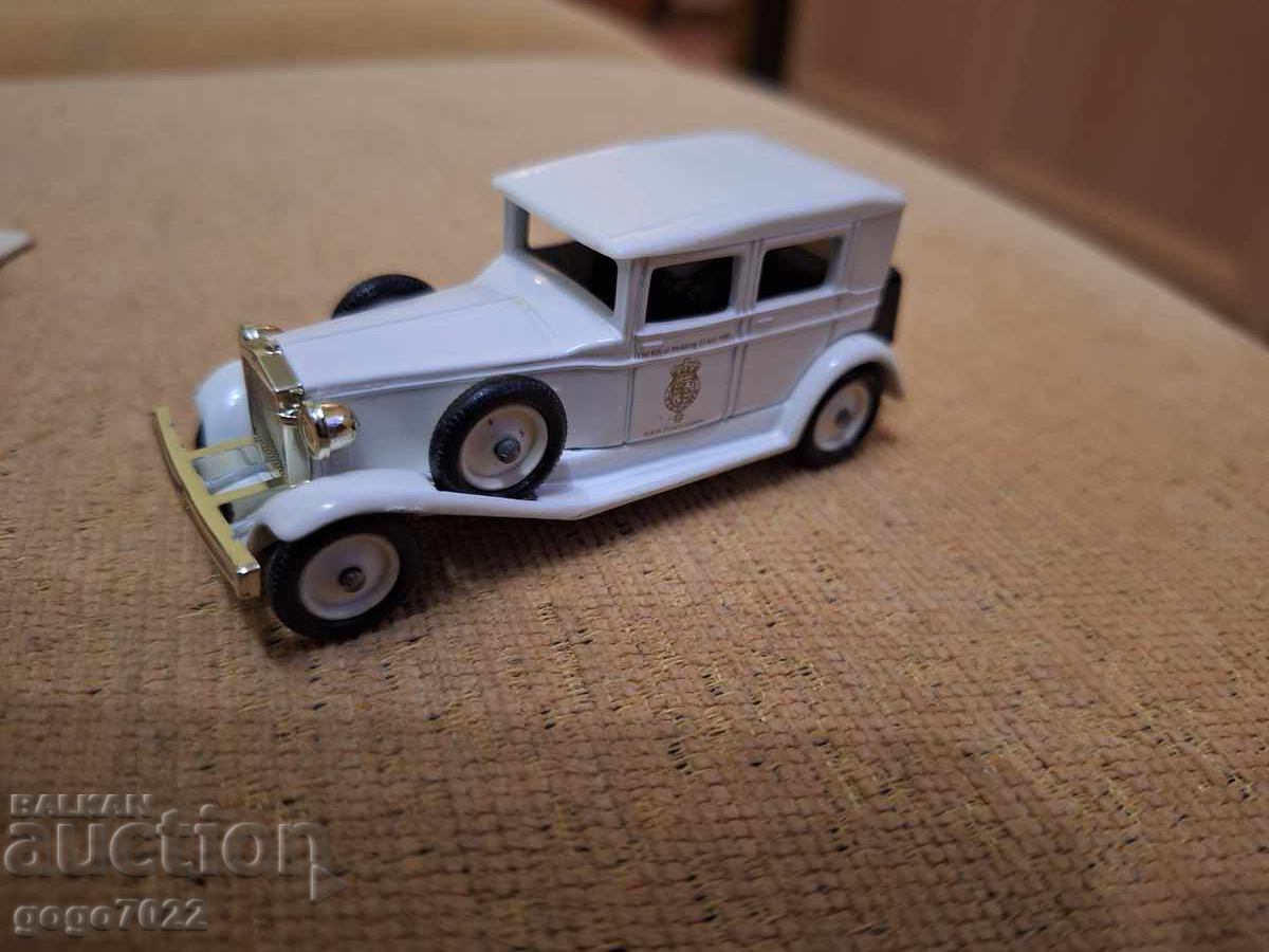 Моделче на LLEDO ENGLAND с цена 1.00 лв. | € 0.51 Моделче на LLEDO ENGLAND с цена 1.00 лв. | € 0.51