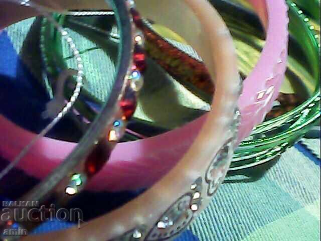 Auction  beautiful bracelets