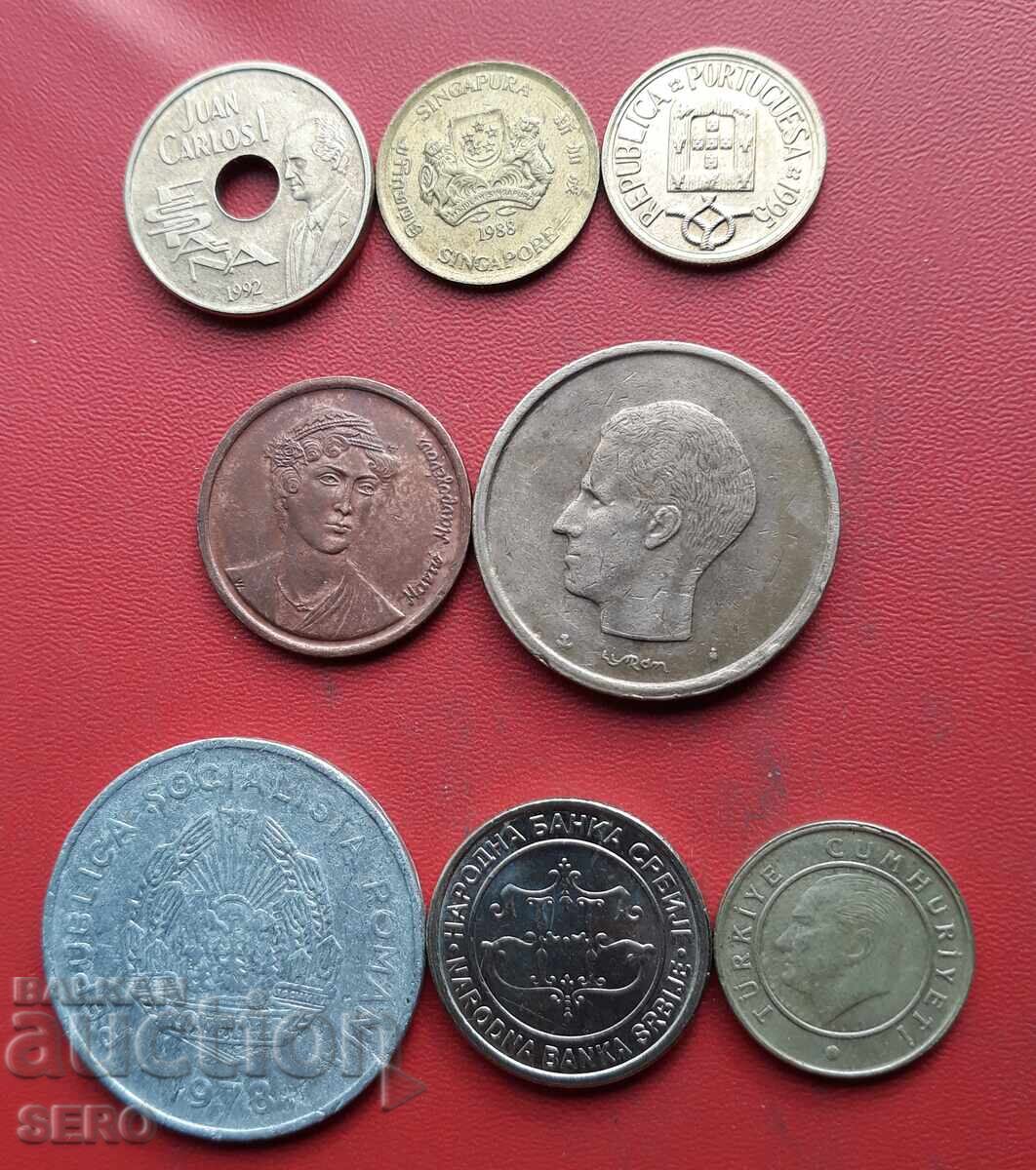 Lot mixt de 8 monede cu preț 1.01 BGN | € 0.52
