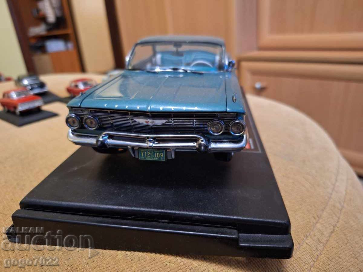 Auction CHEVROLET IMPALA SPORT COUPE 1/18 WITHOUT STAR Auction CHEVROLET IMPALA SPORT COUPE 1/18 WITHOUT STAR
