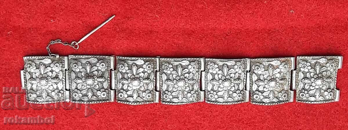 Доставка на Рядка,възрожденска,масивна сребърна гривна Доставка на Рядка,възрожденска,масивна сребърна гривна