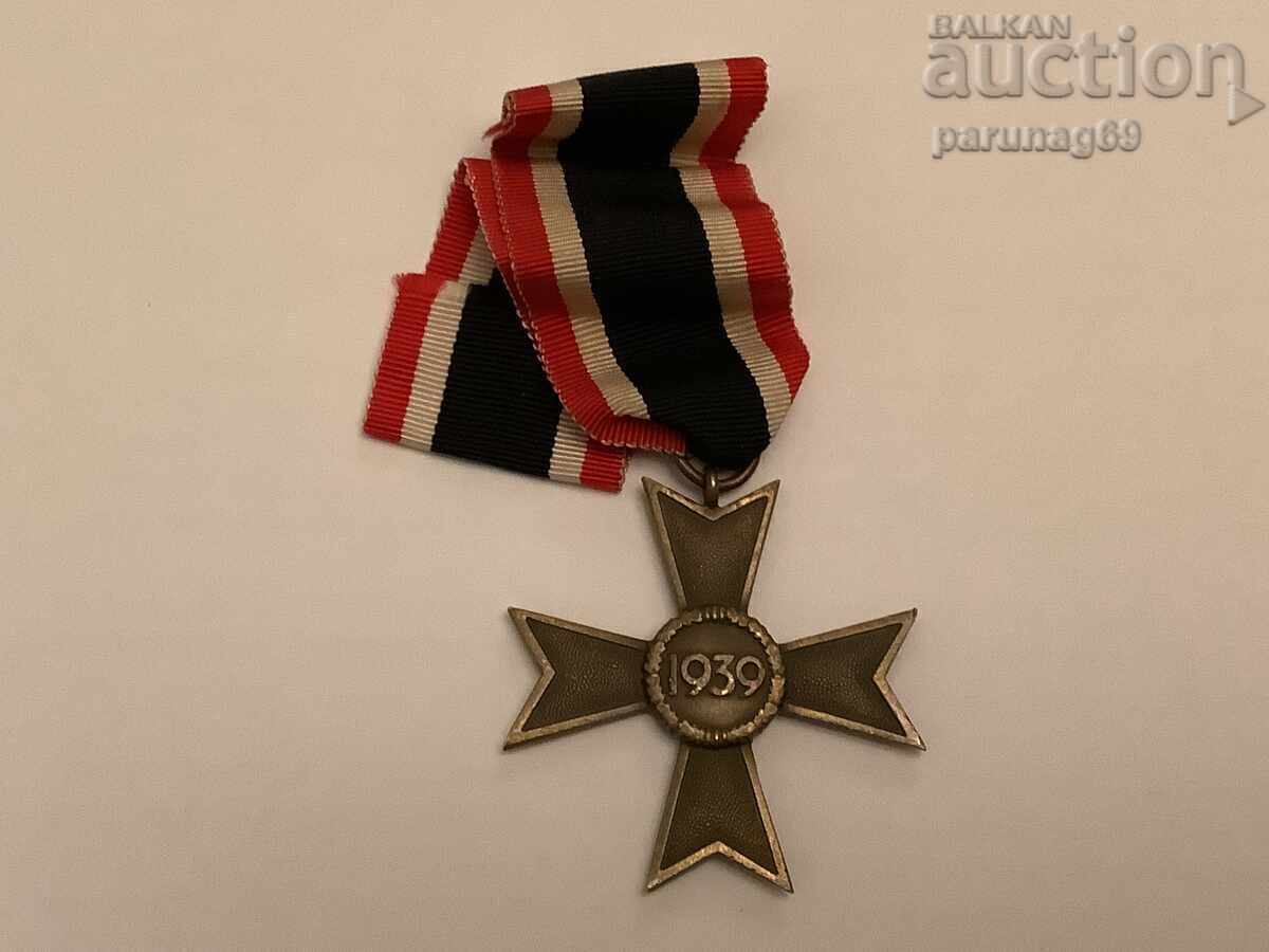 Al Treilea Reich Cruce de Război clasa a II-a fără săbii 1939 - 1945 cu preț € 80.00 | 156.47 BGN Al Treilea Reich Cruce de Război clasa a II-a fără săbii 1939 - 1945 cu preț € 80.00 | 156.47 BGN