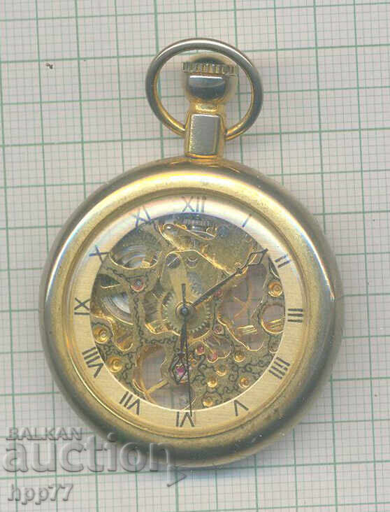 Το ρολόι 31 λειτουργεί Το ρολόι 31 λειτουργεί