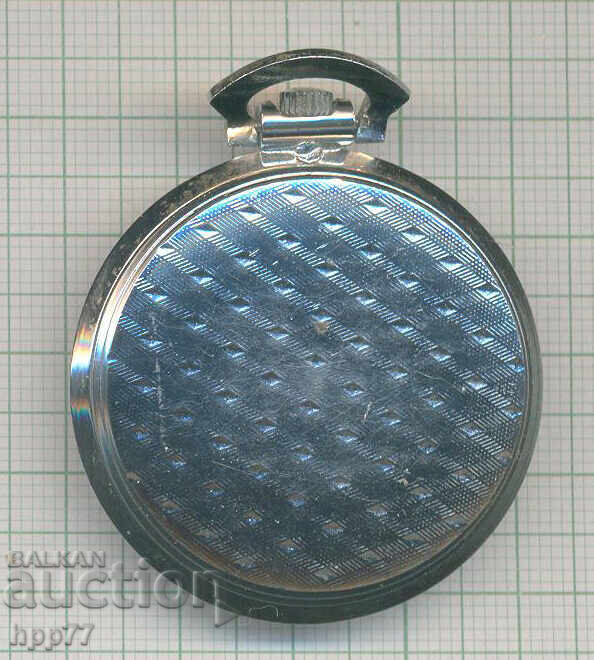 Το ρολόι 32 λειτουργεί με τιμή 13.00 BGN | € 6.65 Το ρολόι 32 λειτουργεί με τιμή 13.00 BGN | € 6.65