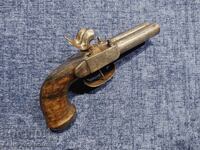 Double-barreled Pistol. Capsule. France 19th century
