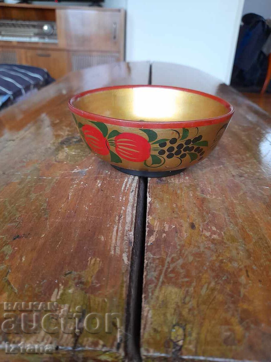 Παλιά ξύλινη κούπα, χοχλόμα με τιμή 22.00 BGN | € 11.25 Παλιά ξύλινη κούπα, χοχλόμα με τιμή 22.00 BGN | € 11.25