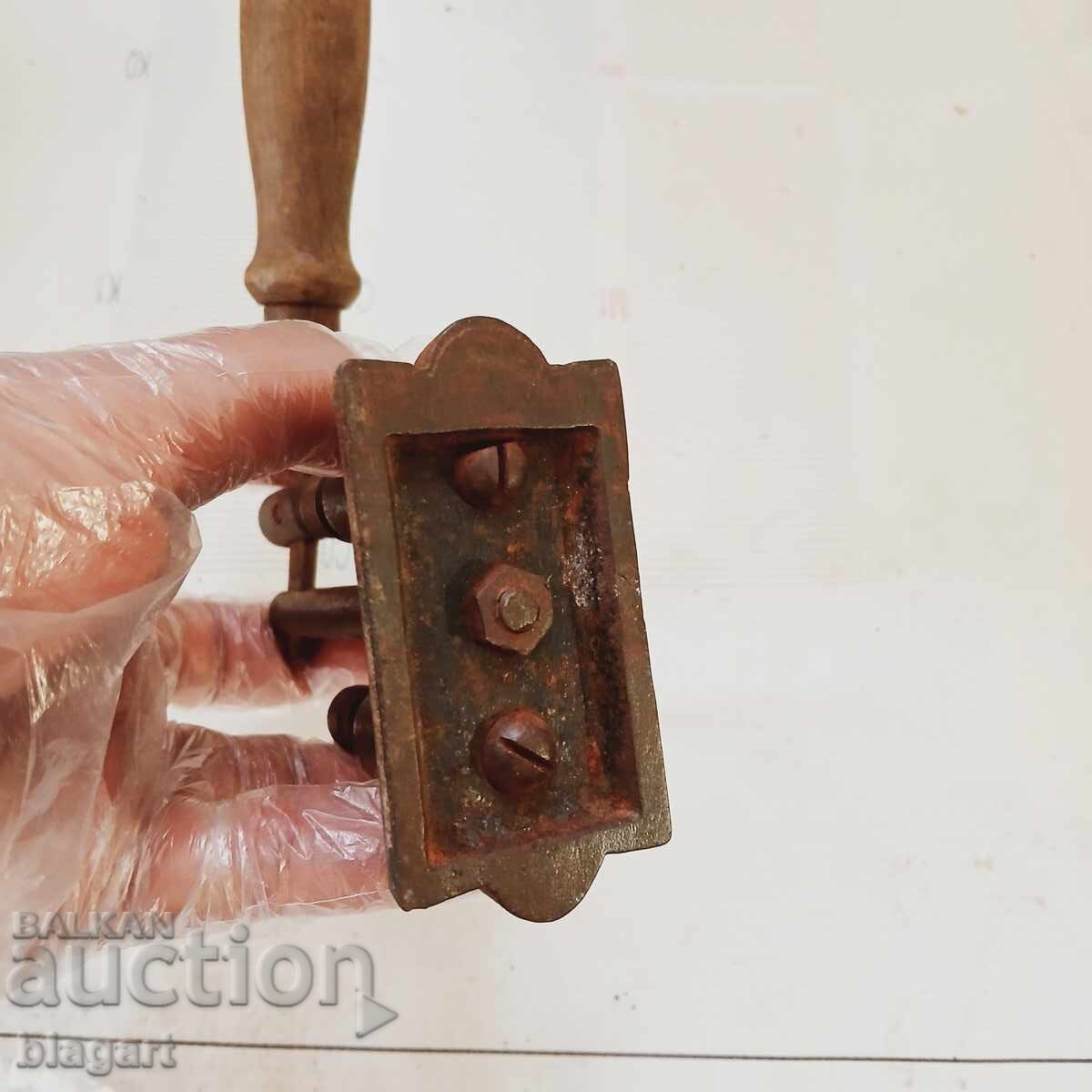 Δημοπρασία Μηχανή για φυσίγγια, πολύ παλιά