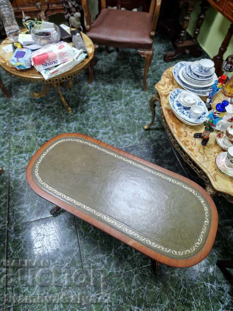 A great antique English coffee table - 7