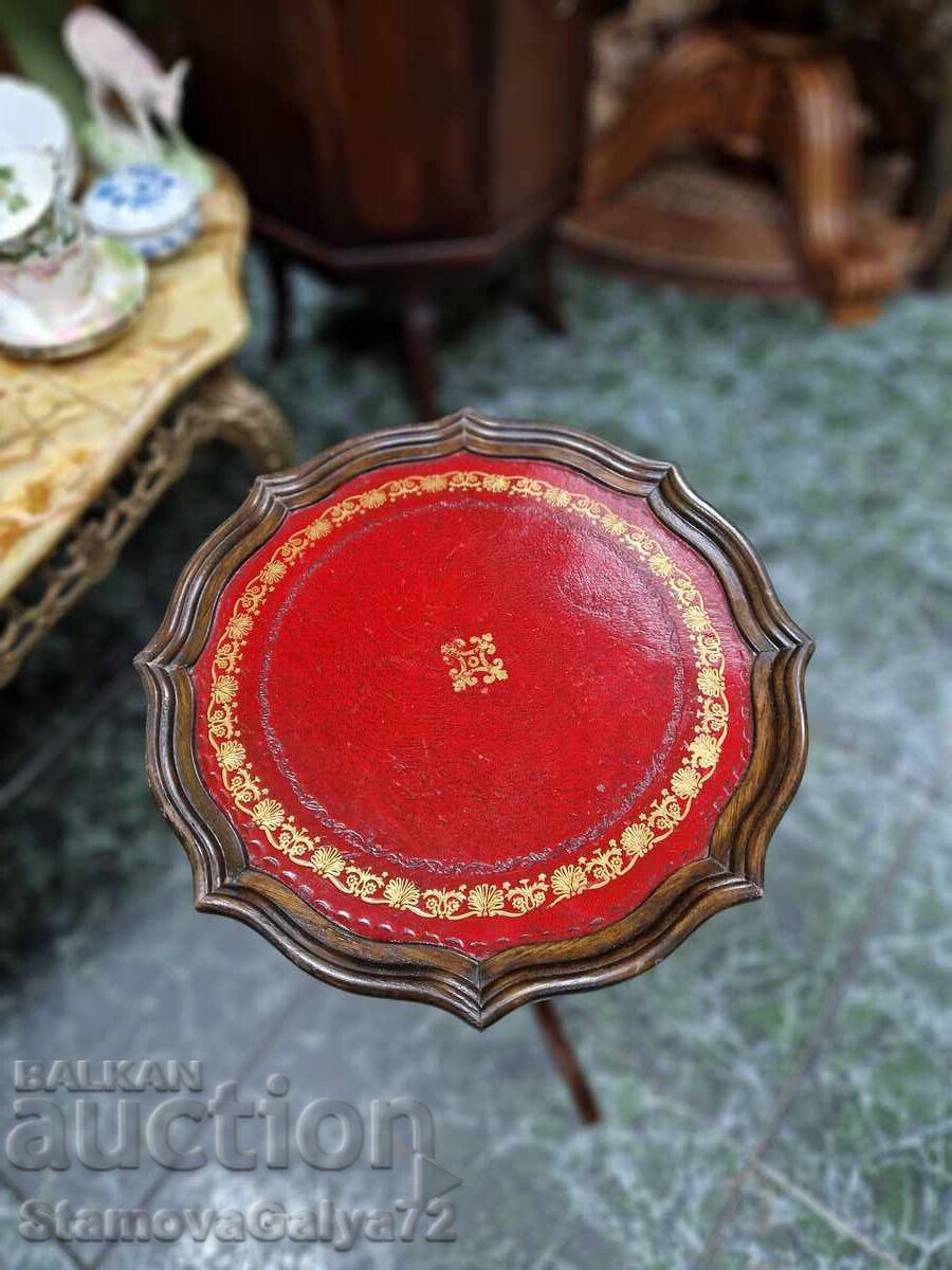 Stunning Antique English Side Table - 6