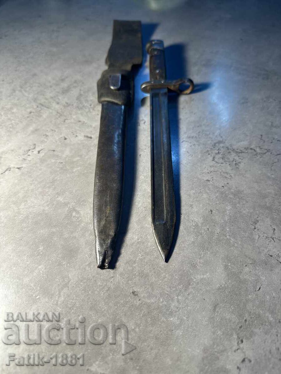 Licitație Teacă veche de baionetă Lopus