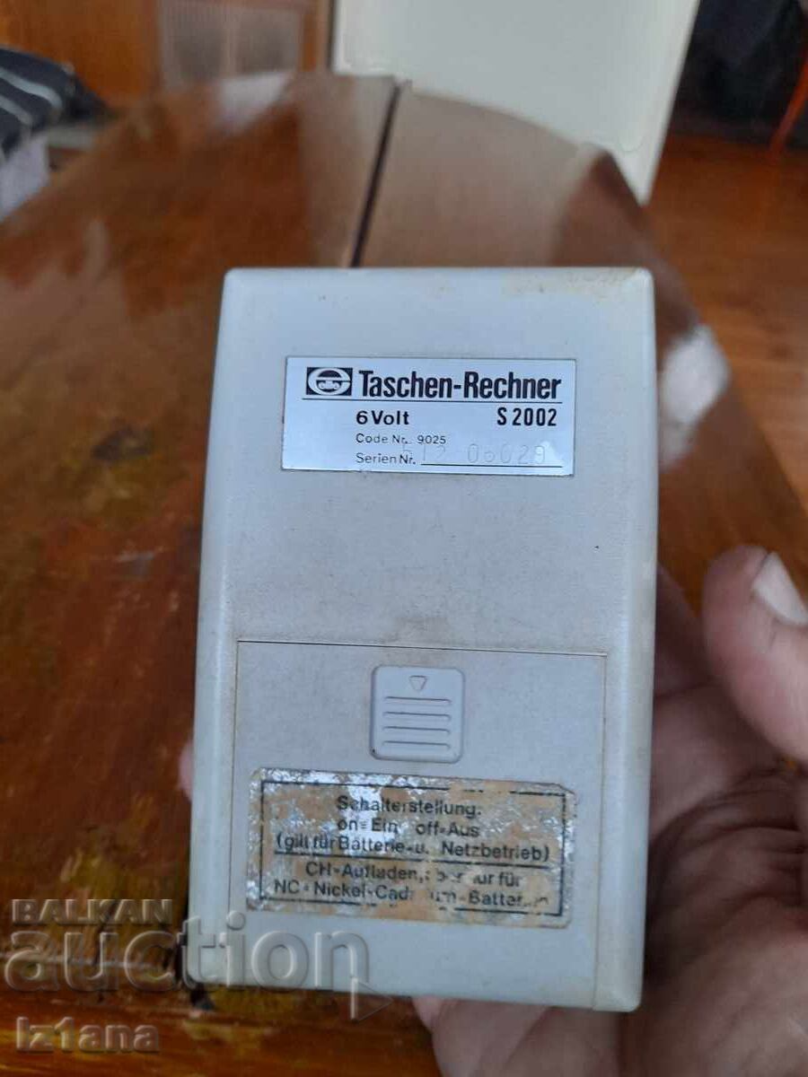 Livrarea Calculator vechi Elite S2002 Livrarea Calculator vechi Elite S2002