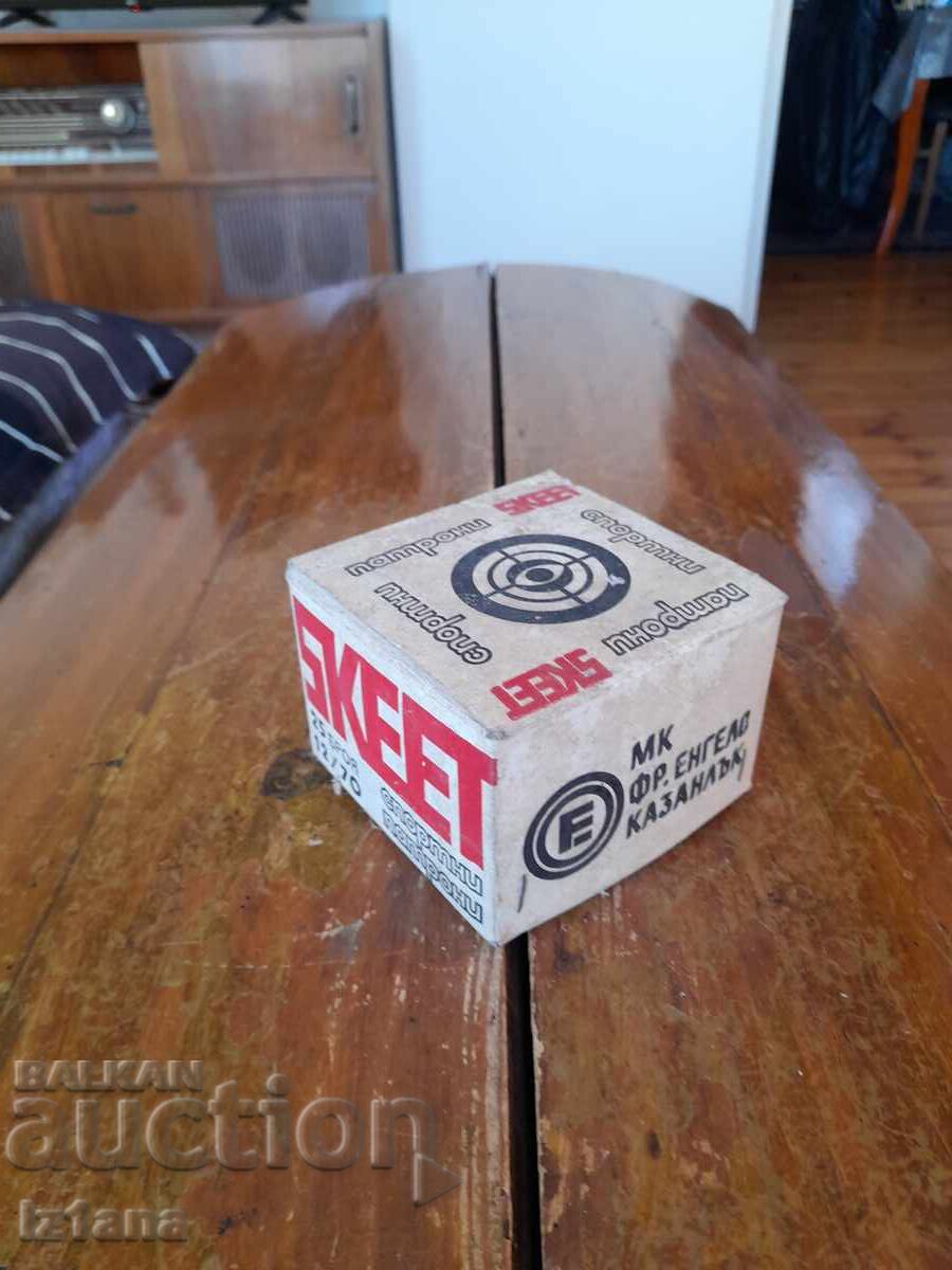Παλιό κουτί φυσιγγίων Skeet, κάλυκες με τιμή 22.00 BGN | € 11.25