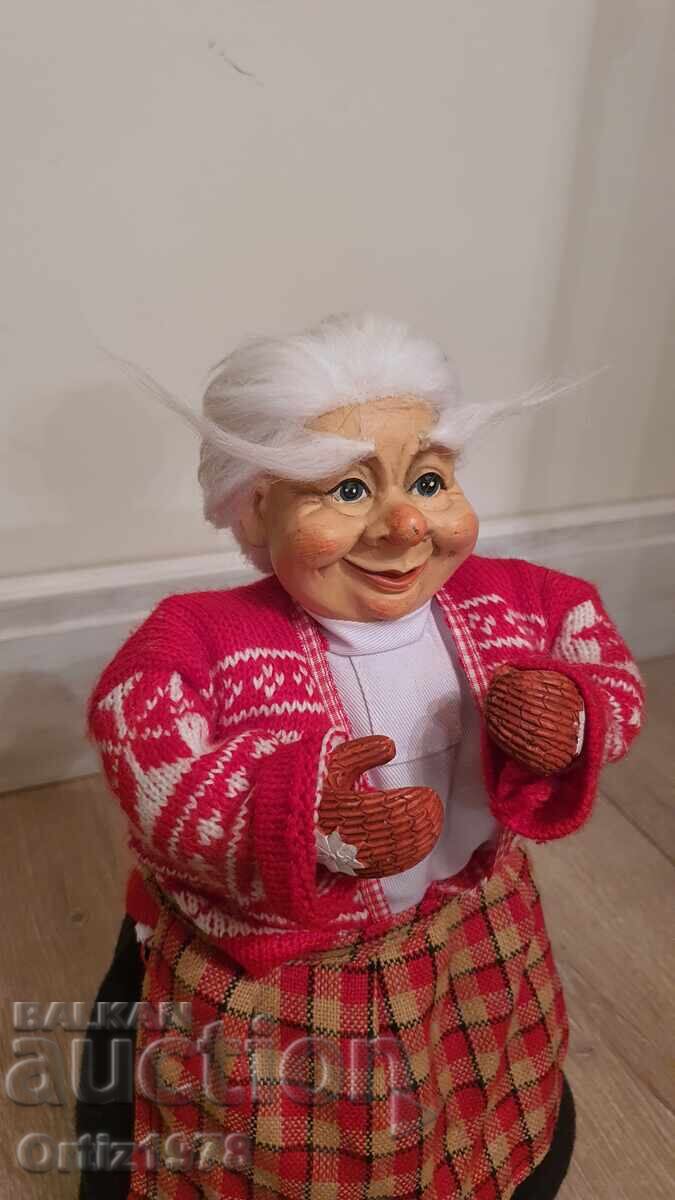 Bebe Paul Bonner, Norvegia – bunica de Crăciun cu sprâncene imense cu preț 158.00 BGN | € 80.78 Bebe Paul Bonner, Norvegia – bunica de Crăciun cu sprâncene imense cu preț 158.00 BGN | € 80.78