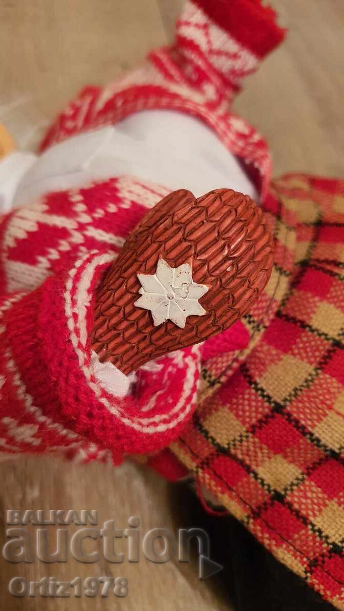 Bebe Paul Bonner, Norvegia – bunica de Crăciun cu sprâncene imense - 6 Bebe Paul Bonner, Norvegia – bunica de Crăciun cu sprâncene imense - 6