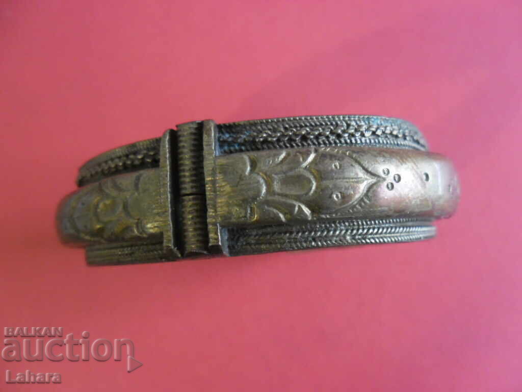 Auction Antique retro bracelet Auction Antique retro bracelet
