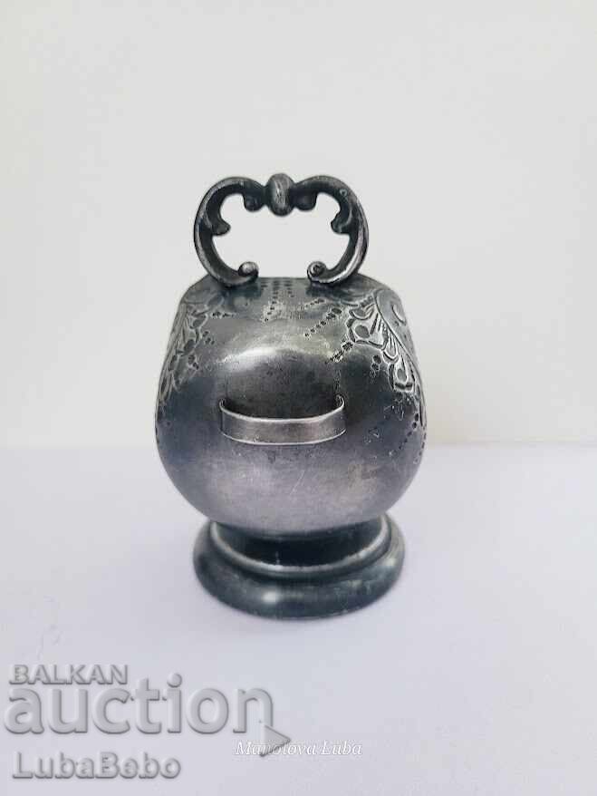 Delivery of Antique Victorian Silver-Plated Sugar Bowl Delivery of Antique Victorian Silver-Plated Sugar Bowl