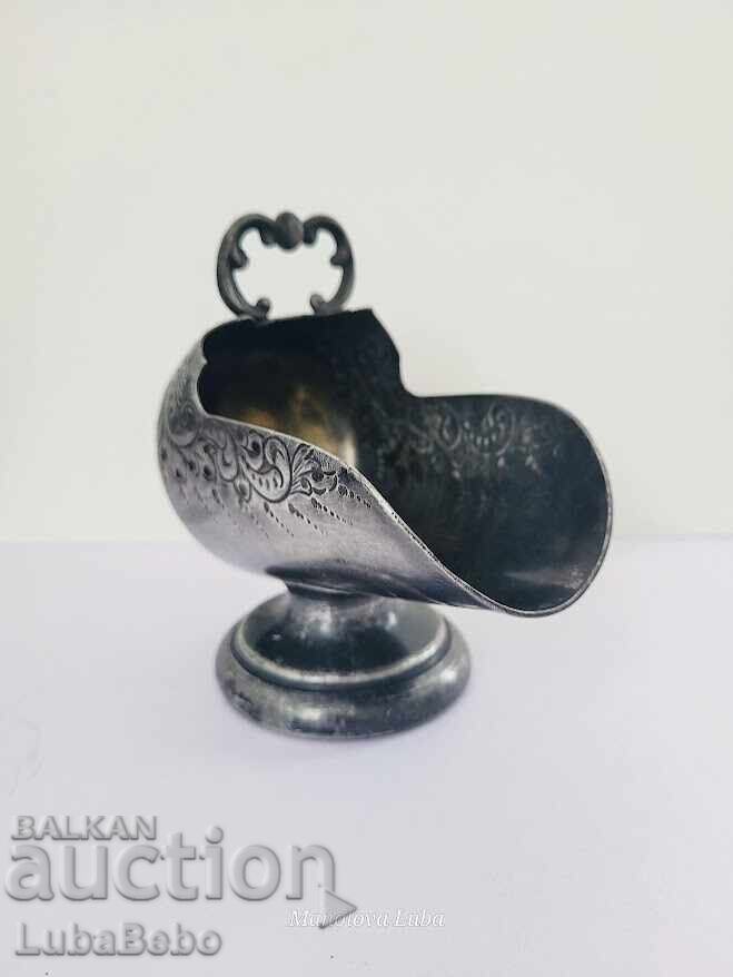 Antique Victorian Silver-Plated Sugar Bowl Antique Victorian Silver-Plated Sugar Bowl