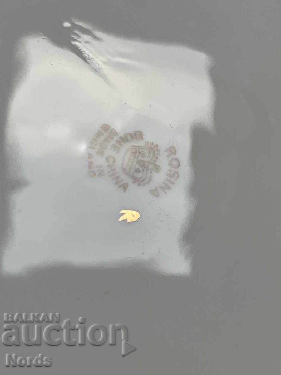 Un platou frumos de portelan - 5 Un platou frumos de portelan - 5