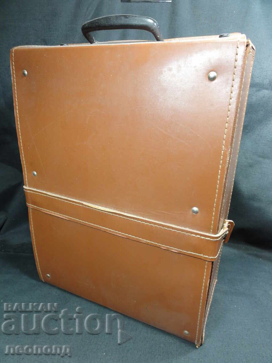 BZTs STAR RETRO SOCIALIST USSR 8mm FILM PROJECTOR APPARATUS RUS' - 7 BZTs STAR RETRO SOCIALIST USSR 8mm FILM PROJECTOR APPARATUS RUS' - 7