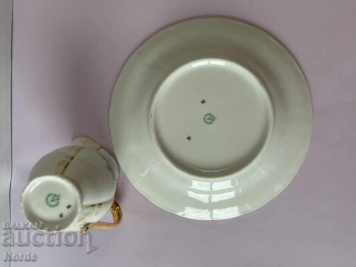 Παράδοση Όμορφο σετ από πορσελάνη