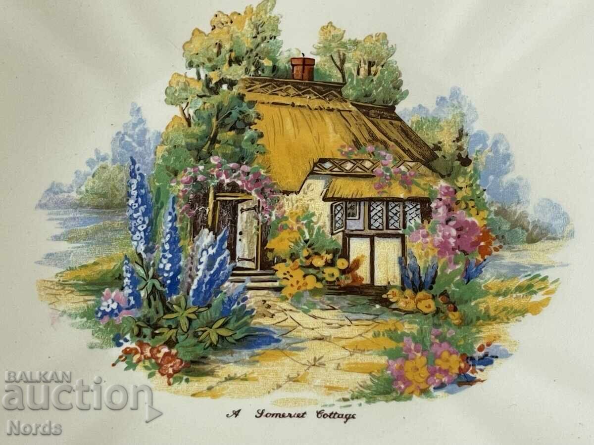 Auction Beautiful English plate Auction Beautiful English plate