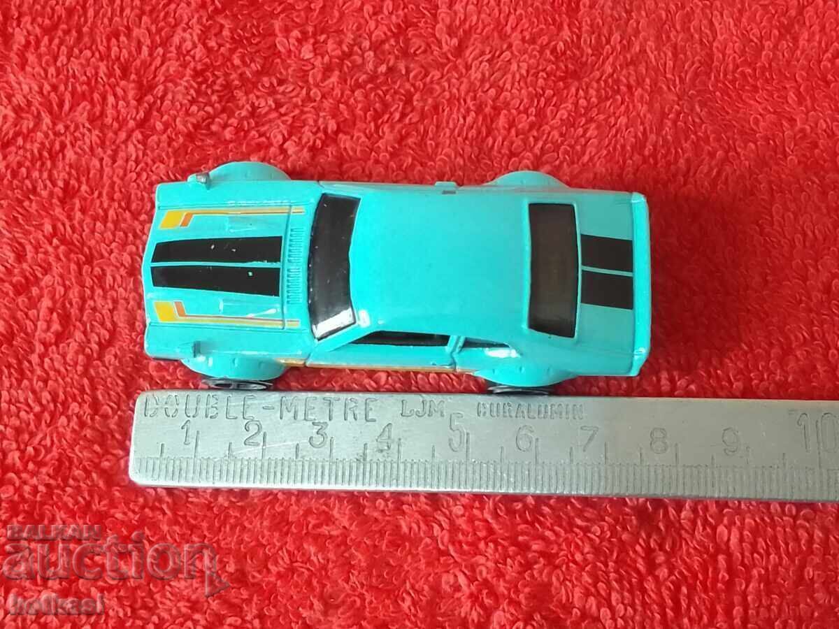 Small metal old car Ford Maverick HOT WHEELS with price € 8.18 | 16.00 BGN