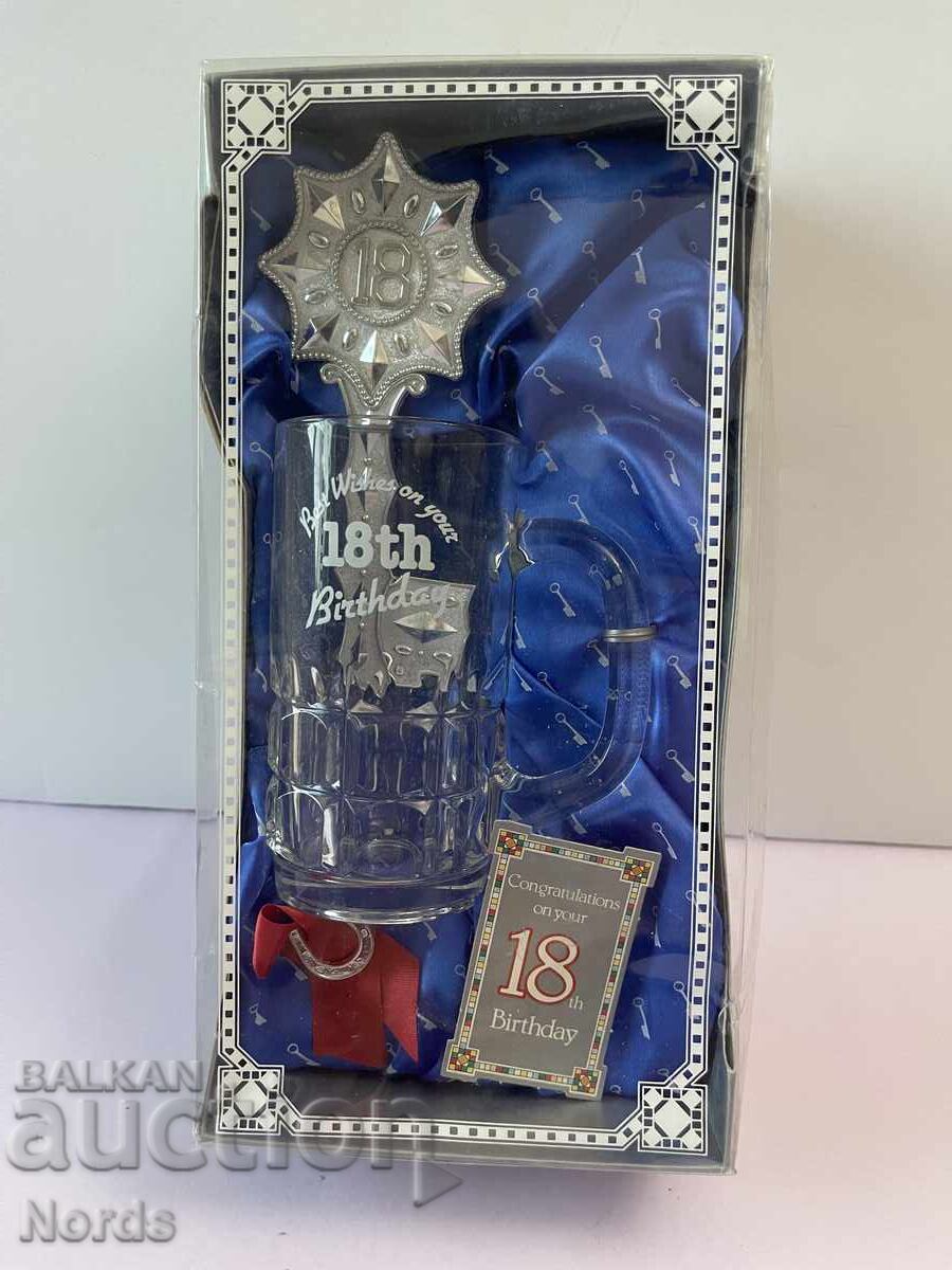 Δώρο Κουτί 18 ετών