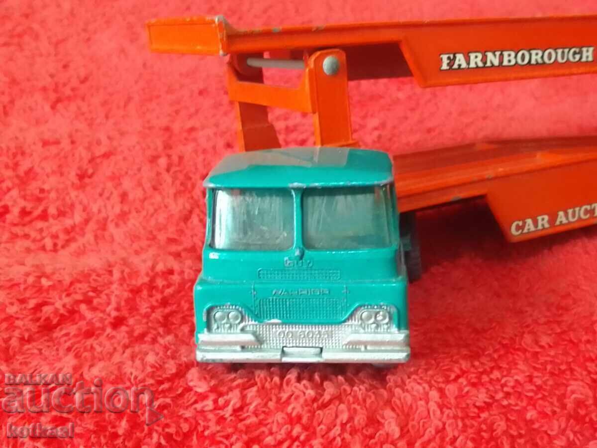 Old metal truck Car Transporter MATCHBOX ENGLAND LESNEY - 7