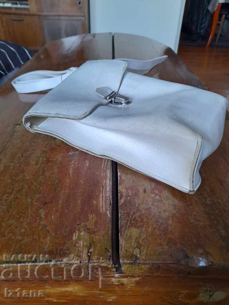 Auction  Old Militia, Katadji bag