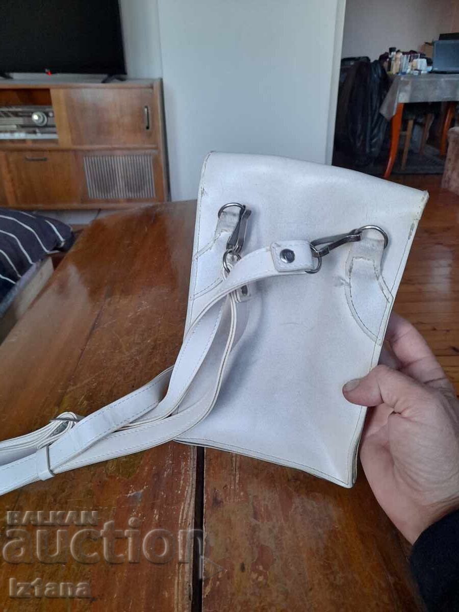 Delivery of Old Militia, Katadji bag