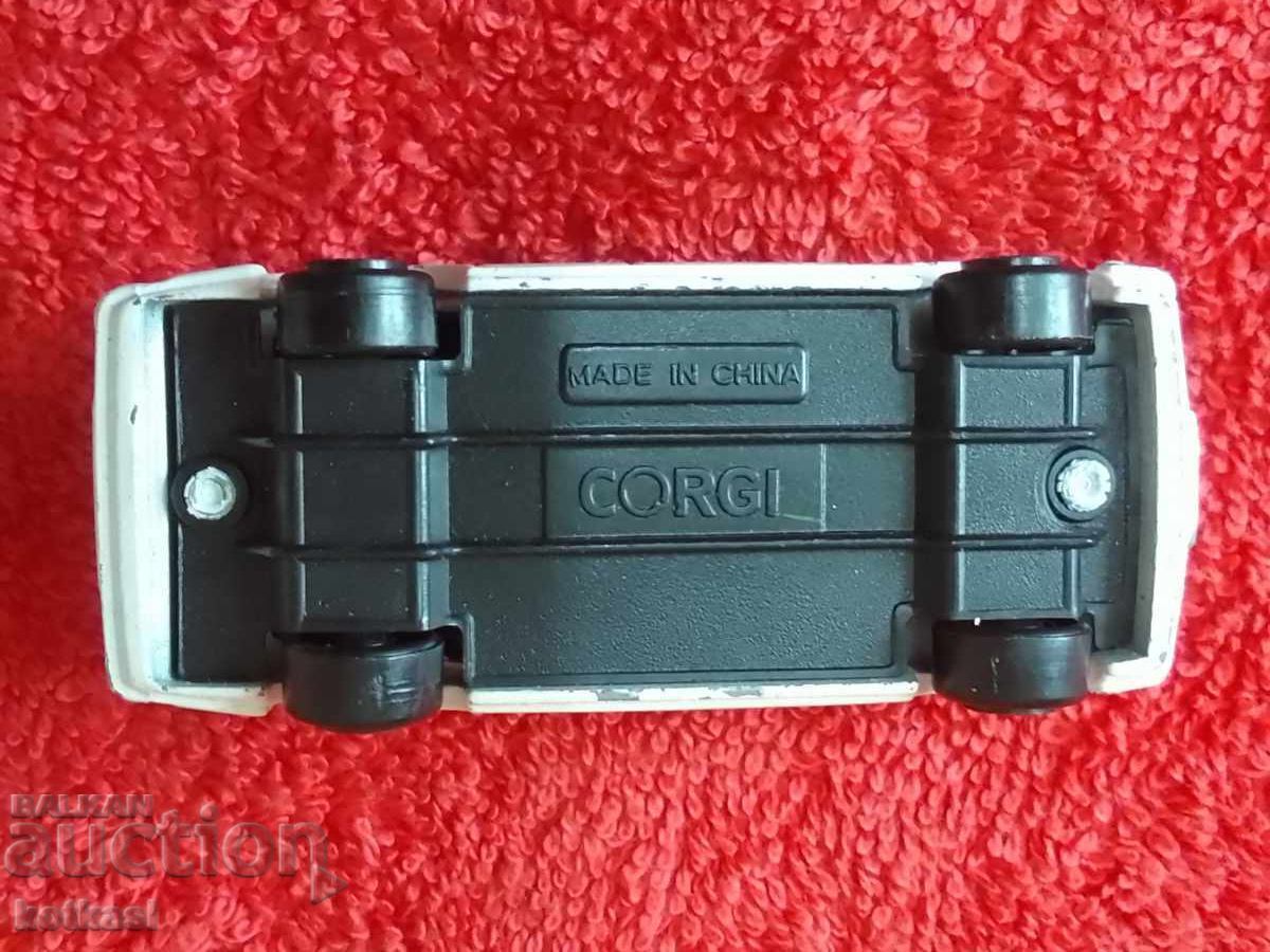 Old solid metal Corgi Police car - 6