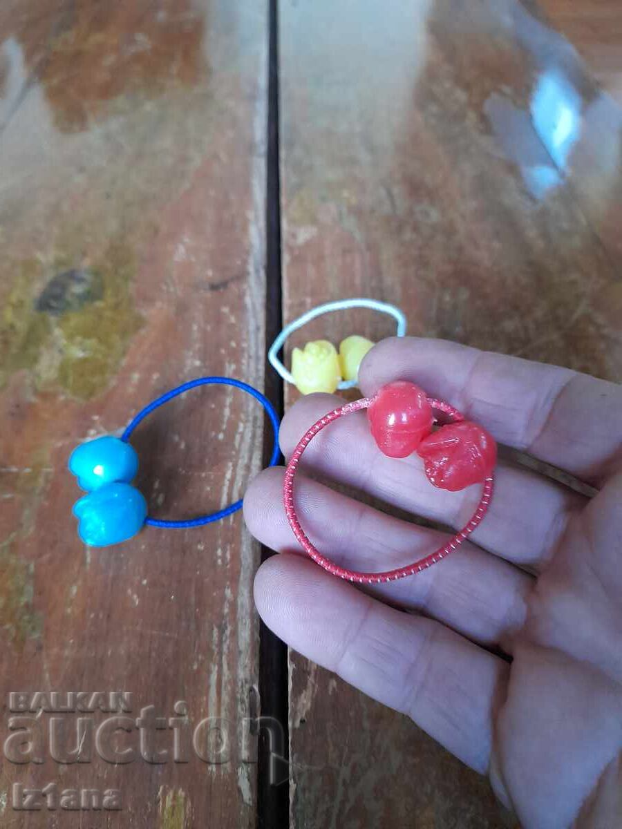 Old children's hair elastics with price 11.00 BGN | € 5.62