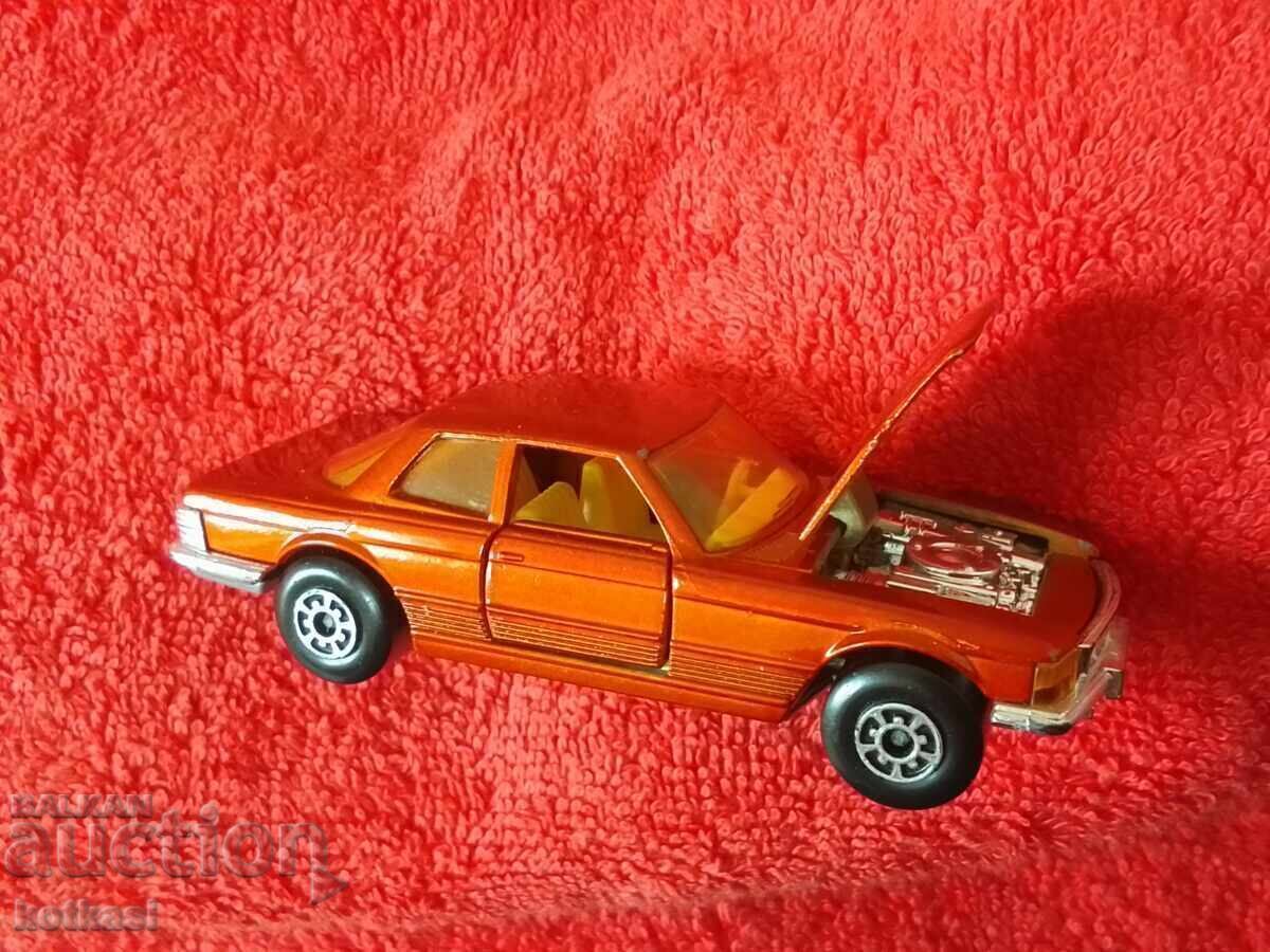 Excellent Mercedes 1974 SLC MATCHBOX ENGLAND LESNEY - 5 Excellent Mercedes 1974 SLC MATCHBOX ENGLAND LESNEY - 5