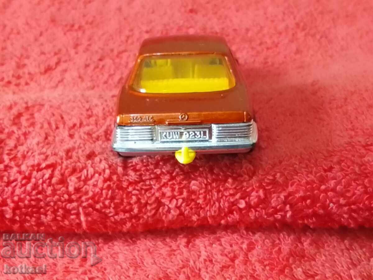 Excellent Mercedes 1974 SLC MATCHBOX ENGLAND LESNEY - 6 Excellent Mercedes 1974 SLC MATCHBOX ENGLAND LESNEY - 6