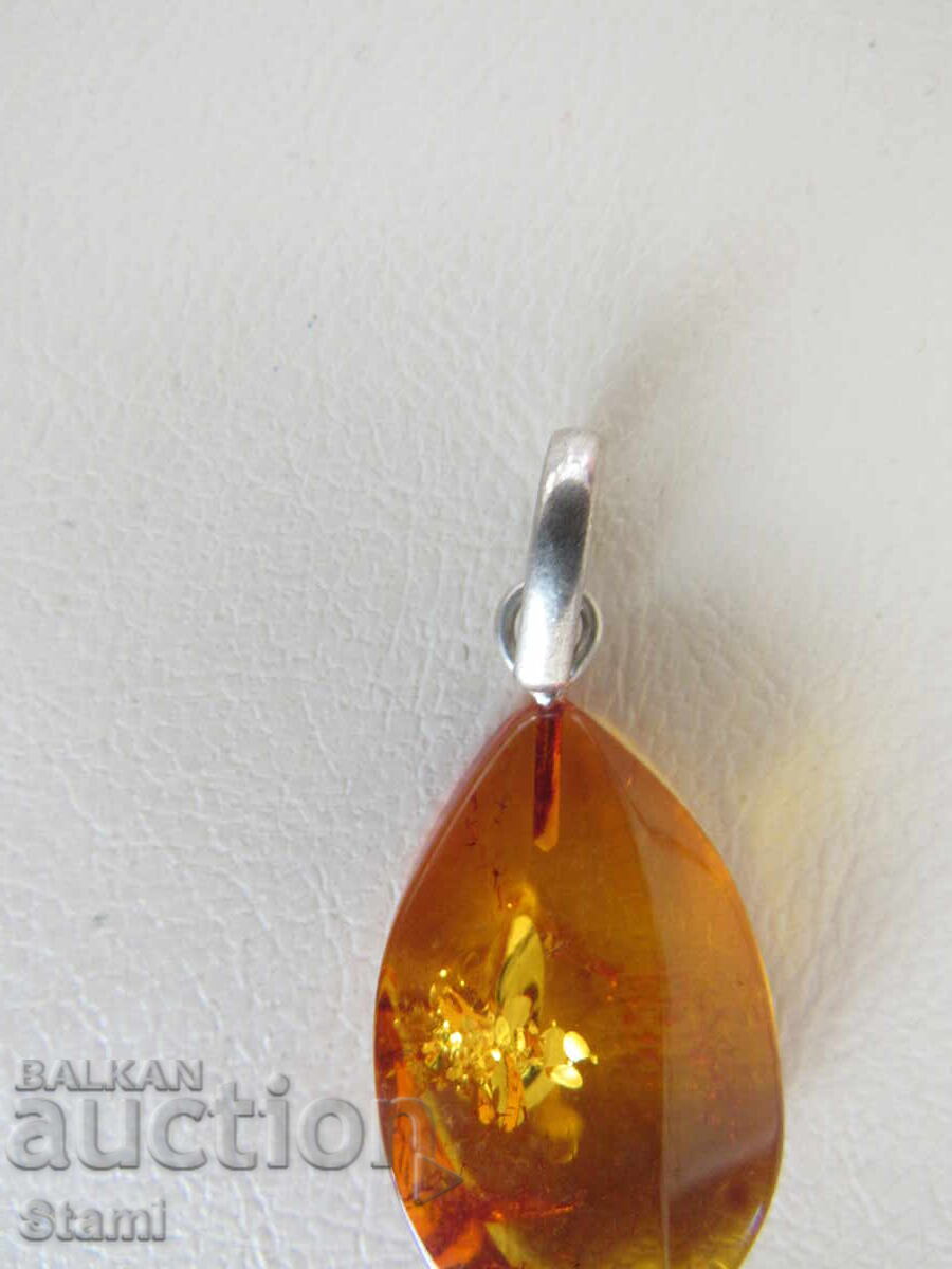 Delivery of Necklace - pendant first-class Baltic amber