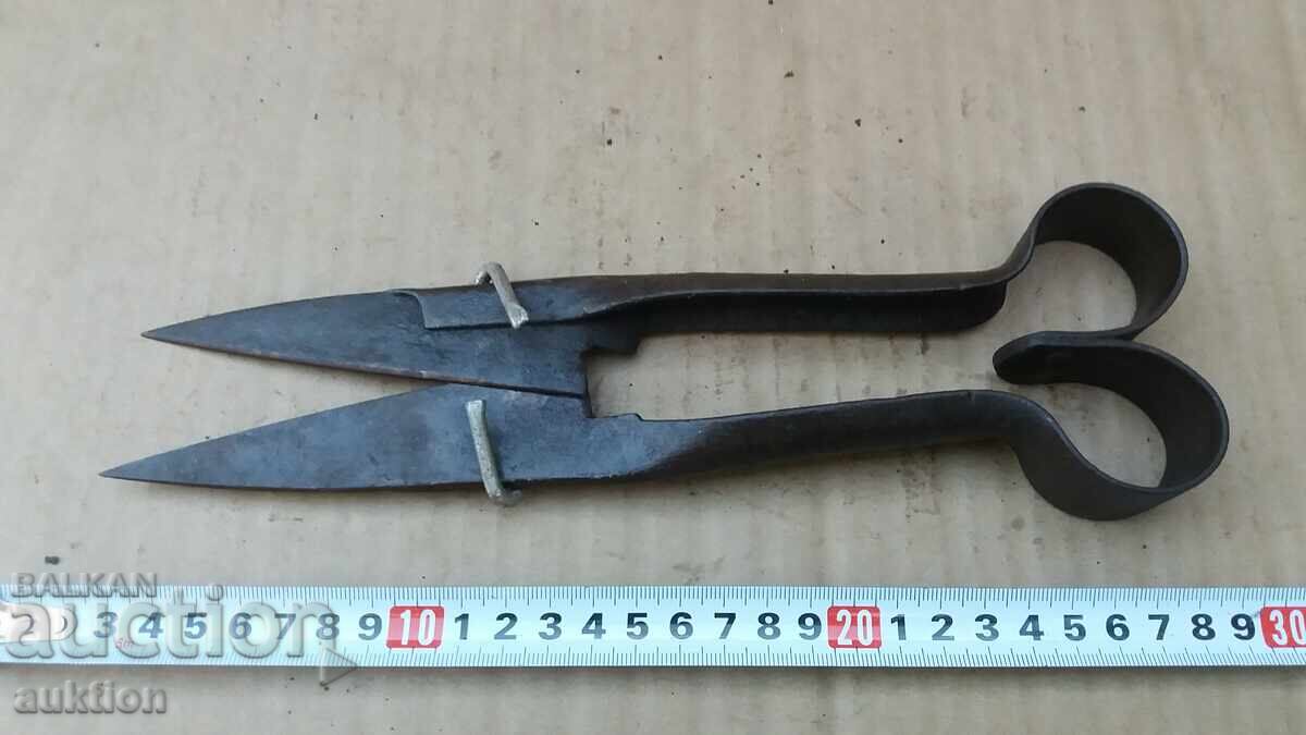 ΠΑΛΙΑ ΨΑΛΙΔΙΑ ΠΡΟΒΑΤΩΝ με τιμή 4.99 BGN | € 2.55