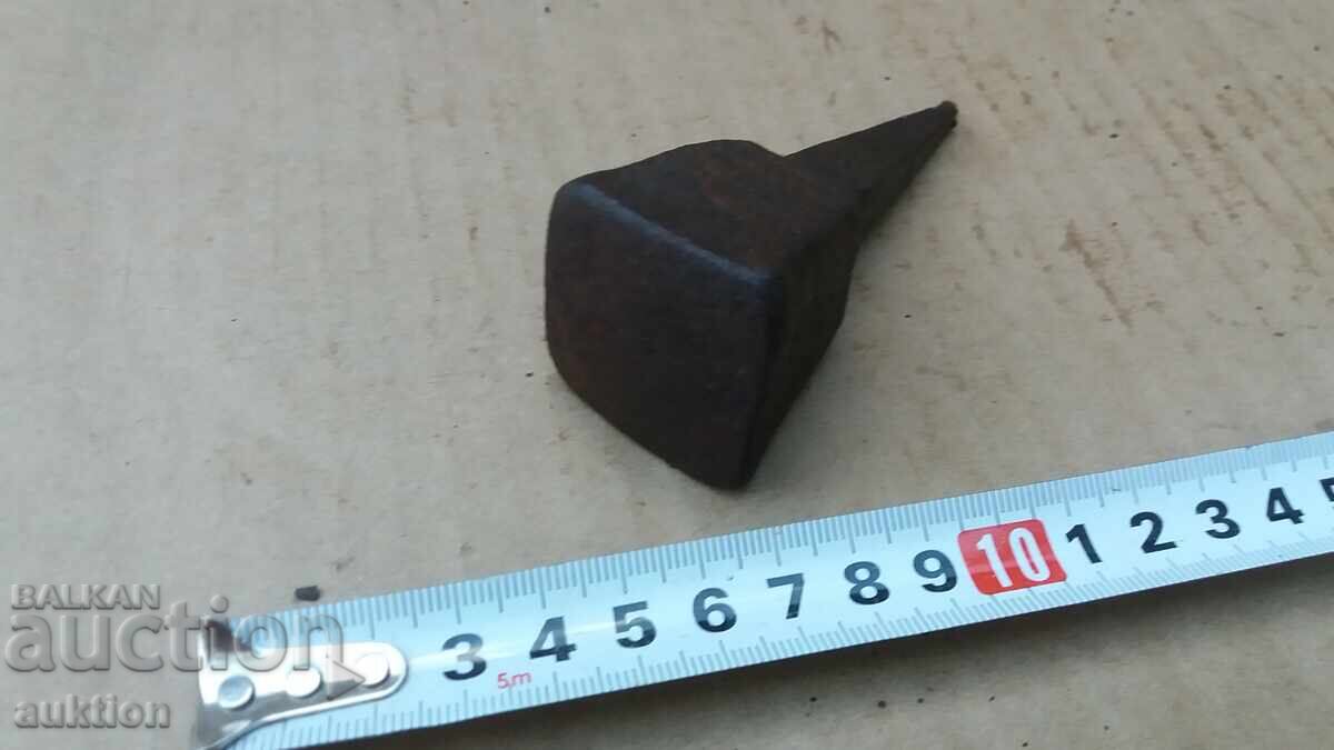 Delivery of OLD EXCELLENT SMALL ANVIL Delivery of OLD EXCELLENT SMALL ANVIL