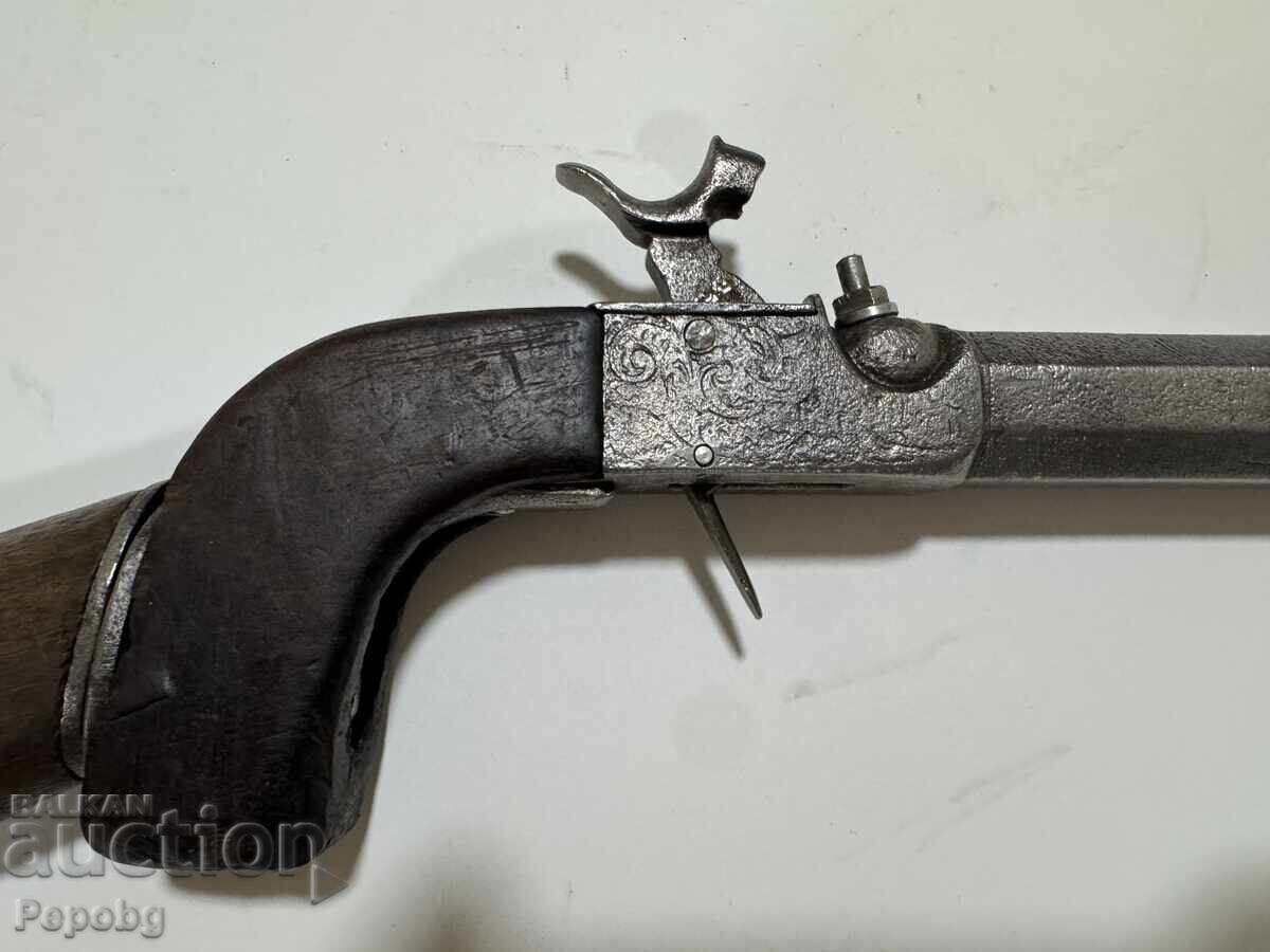 Delivery of Old and rare capsule pistol-rifle Delivery of Old and rare capsule pistol-rifle