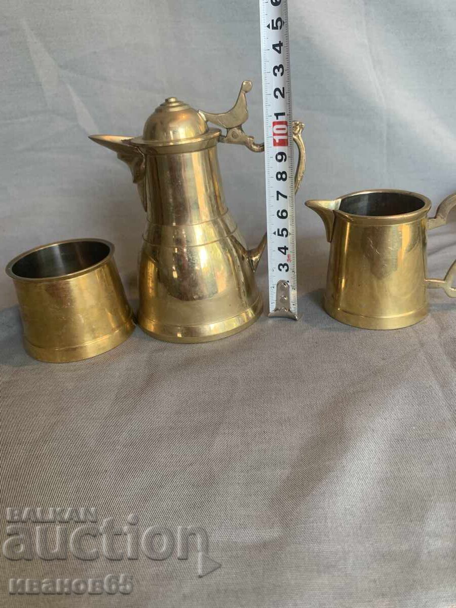 Brass lot - 5 Brass lot - 5