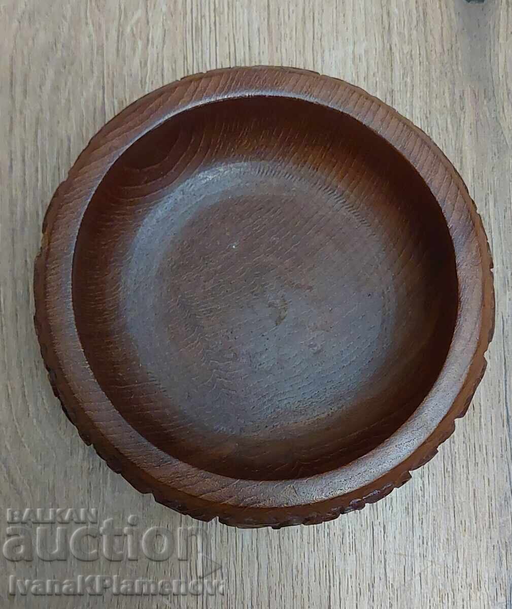 Доставка на Дърворезба за ценители отлична