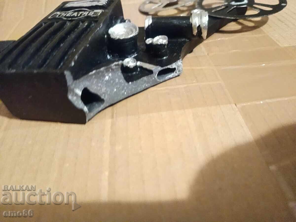 Δημοπρασία Ρετρό κάμερα Φιγούρα Β.Ζ.Κ