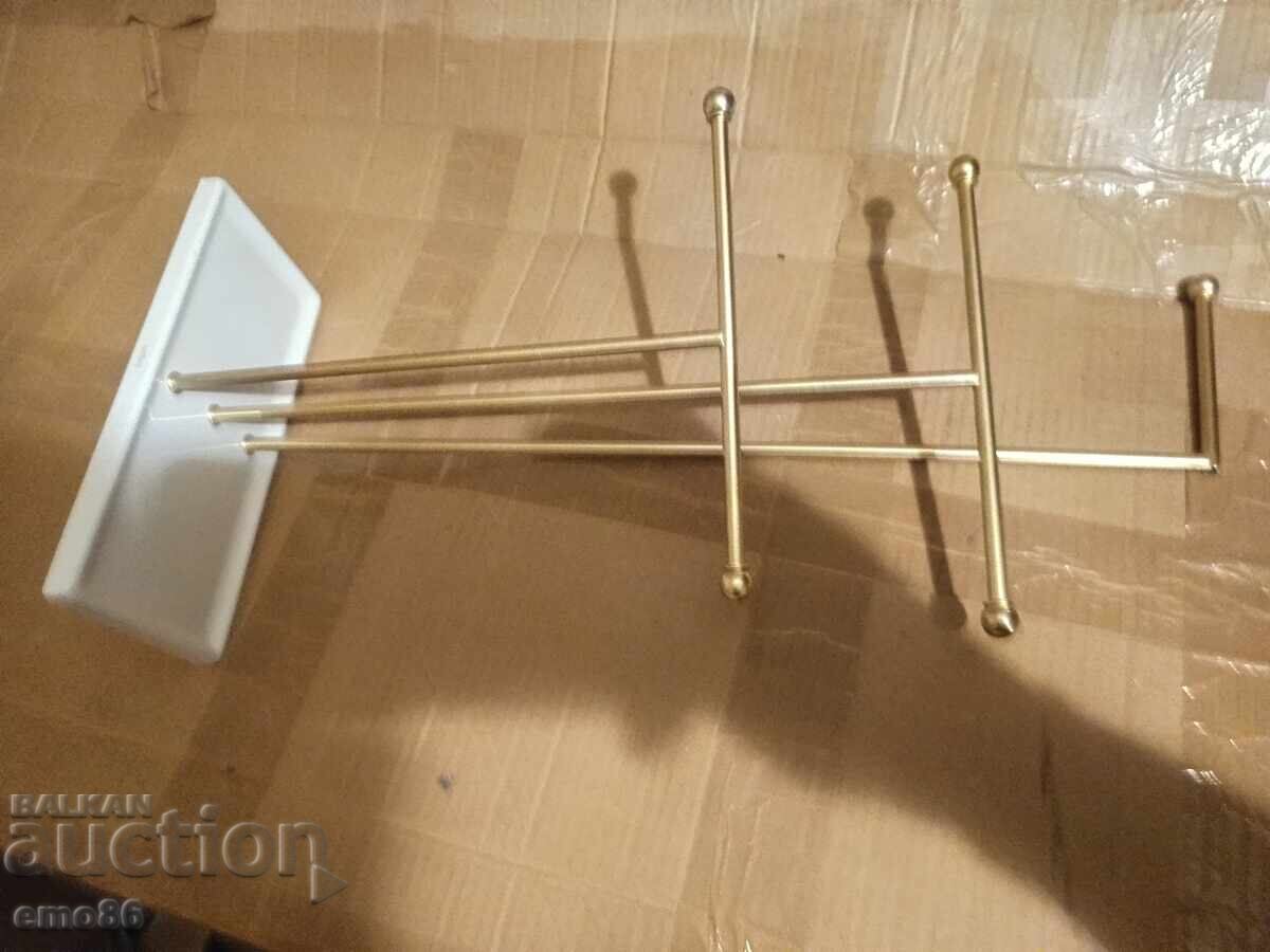 Metal stand B.Z.C Metal stand B.Z.C